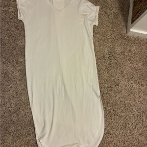Ellison White V-Neck T-Shirt maxi Dress